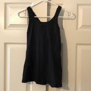 Black Lululemon top